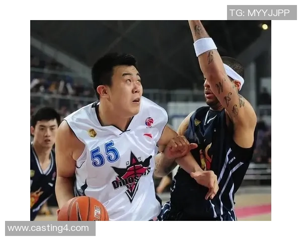 辽篮赛季回顾：内线老化与核心伤病双重打击导致王朝梦碎